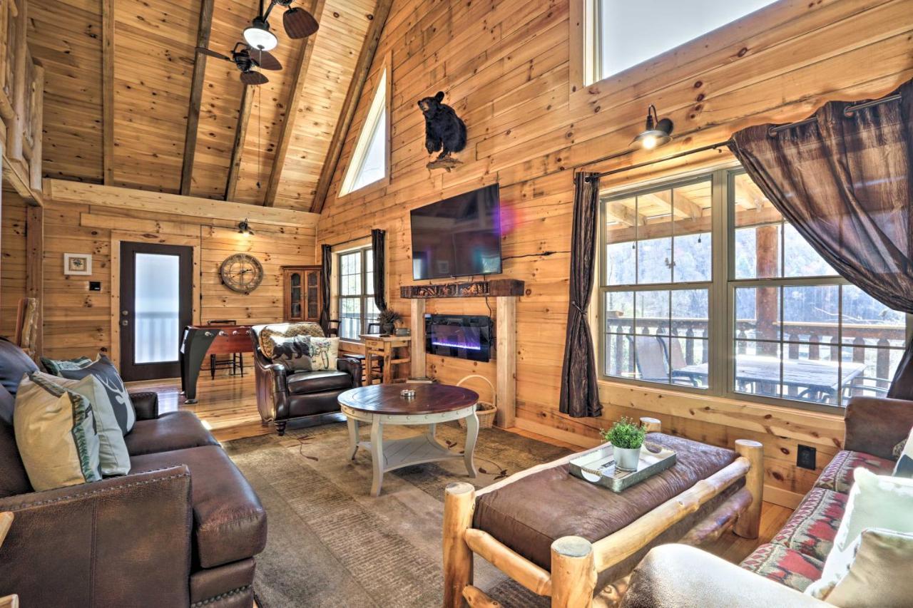 Gatlinburg Cabin With Loft And Game Room 1 Mi To Town Zewnętrze zdjęcie