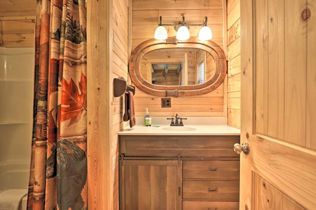 Gatlinburg Cabin With Loft And Game Room 1 Mi To Town Zewnętrze zdjęcie