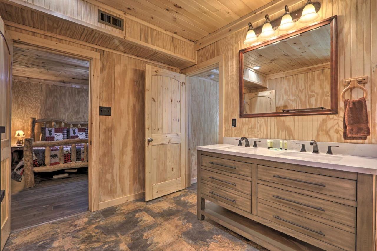 Gatlinburg Cabin With Loft And Game Room 1 Mi To Town Zewnętrze zdjęcie