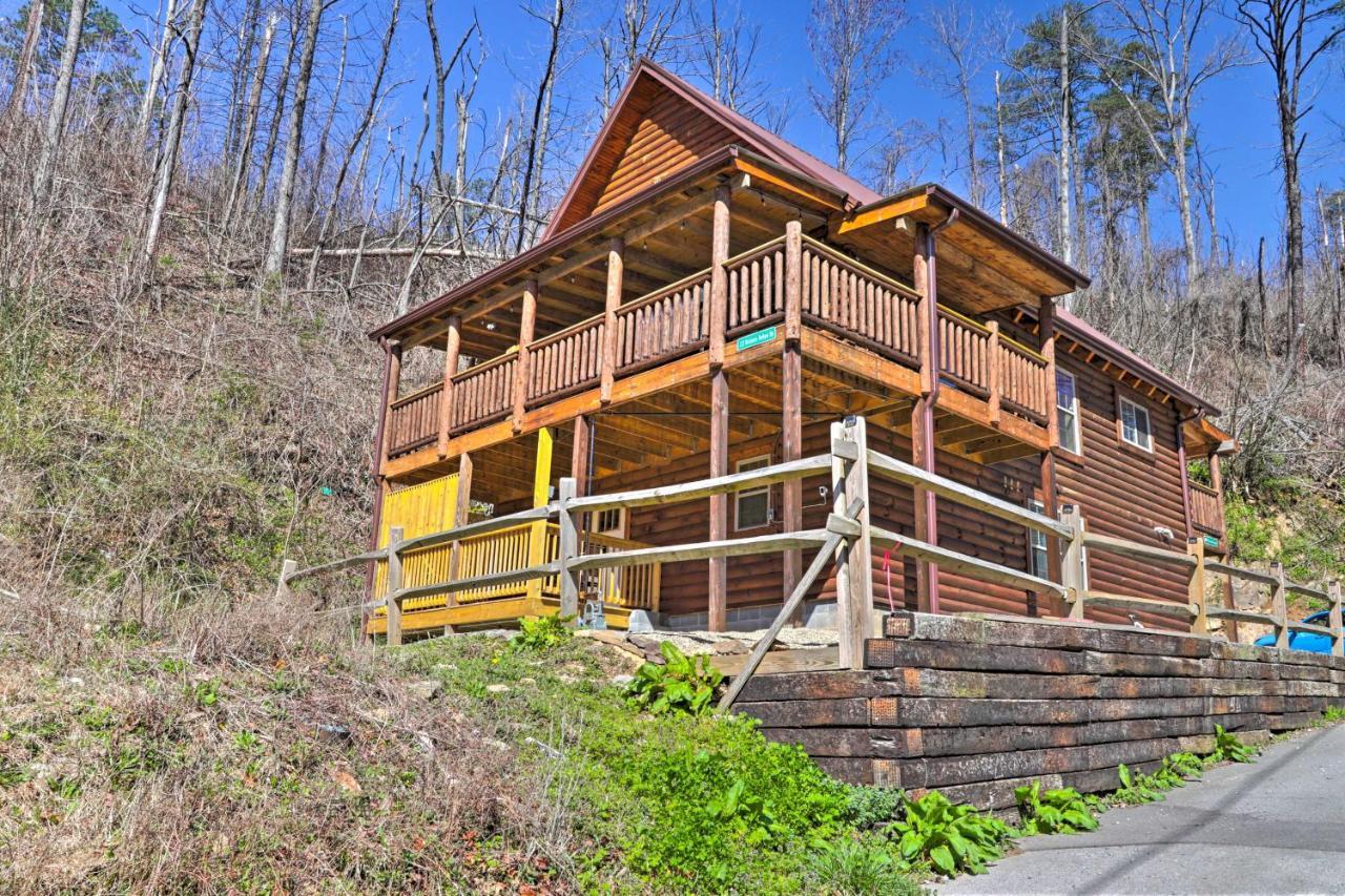Gatlinburg Cabin With Loft And Game Room 1 Mi To Town Zewnętrze zdjęcie