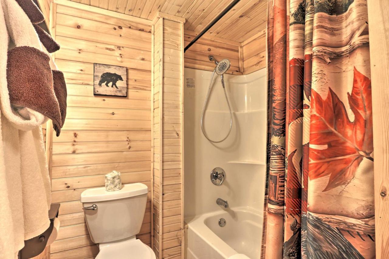 Gatlinburg Cabin With Loft And Game Room 1 Mi To Town Zewnętrze zdjęcie